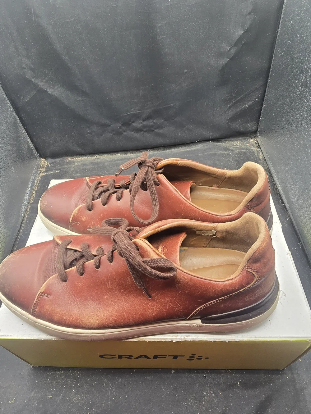 Clarks Men's Brown Leather Lace-Up Casual Sneakers